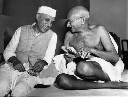 Džaváharlál Nehrú a Mahatma Gandhi