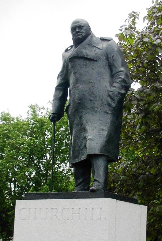 Churchillova socha v Londýně