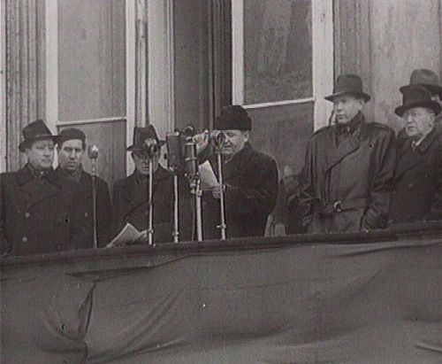Václavské náměstí 25. února 1948