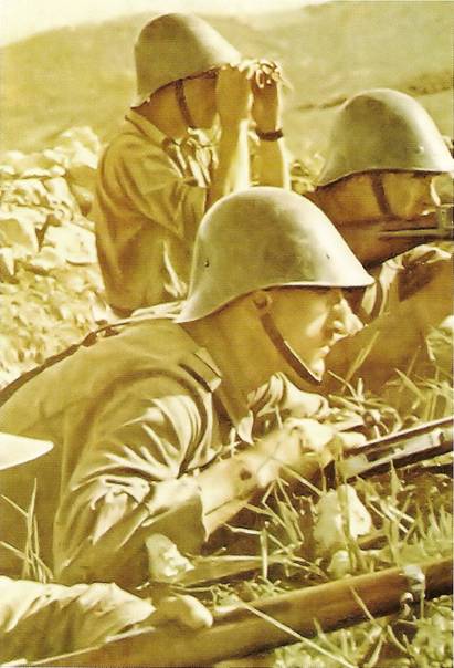Rumunská pěchota podporující německé oddíly u Stalingradu