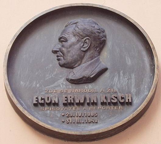 Pamětní deska Egona Erwina Kische v Praze