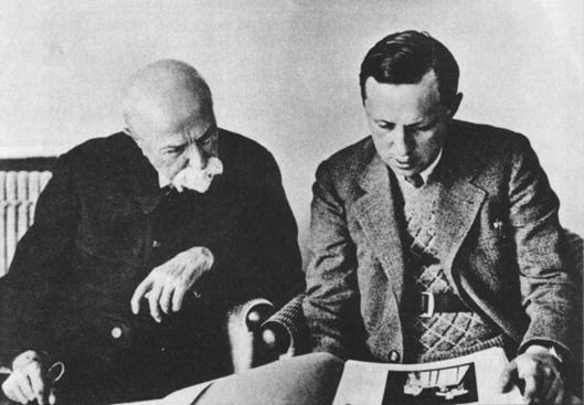 Tomáš Garrigue Masaryk se spisovatelem Karlem Čapkem