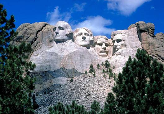Jefferson (druhý zleva) na Mount Rushmore