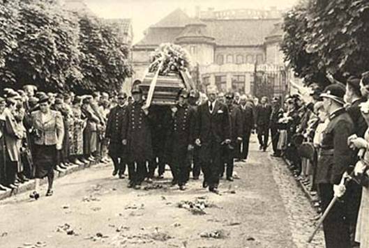 Pohřeb Karla Kramáře 26. 5. 1937