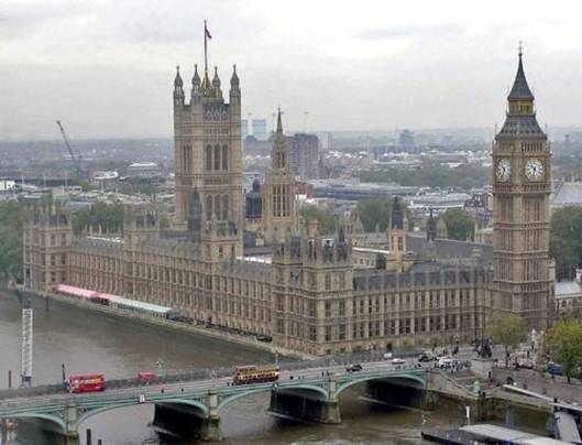 Budova britskho parlamentu